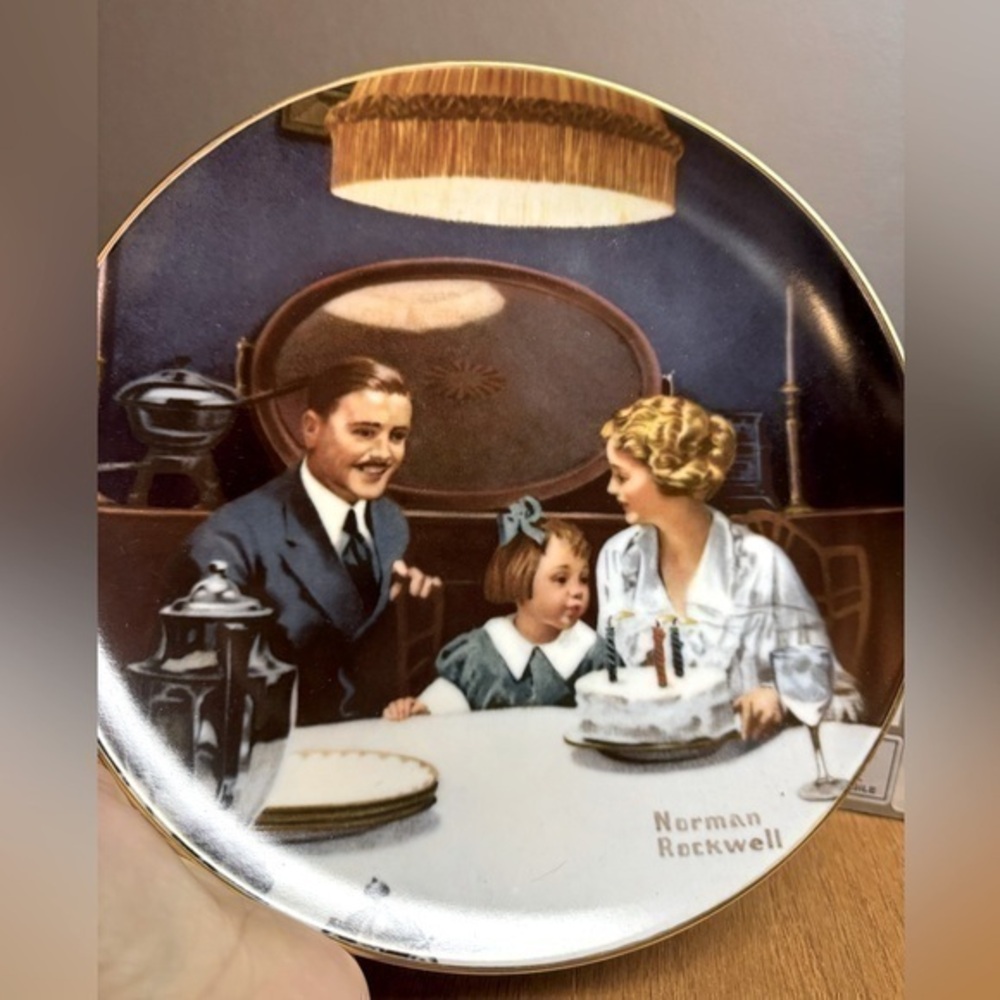 **Norman Rockwell Collector Plate: "The Birthday Wish"**Plate Number: 19714 с